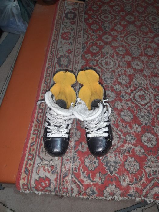 Фирменные коньки