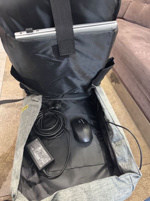 HP EliteBook 840, 14 inch , G10 ,  Notebook PC + CADOU SPECIAL (pachet Office și rucsac profesional)