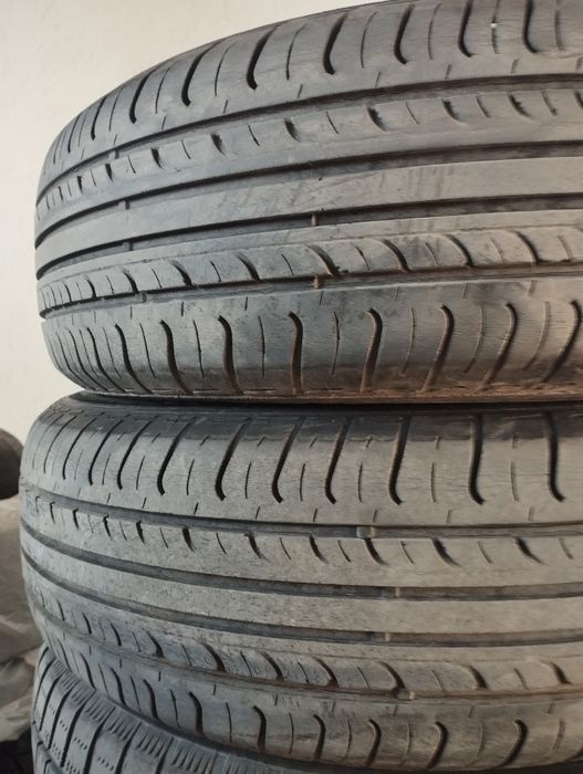 Продам шины 2 штуки