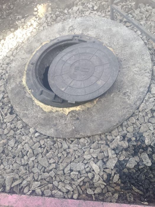 продам крышку,люк, кольца