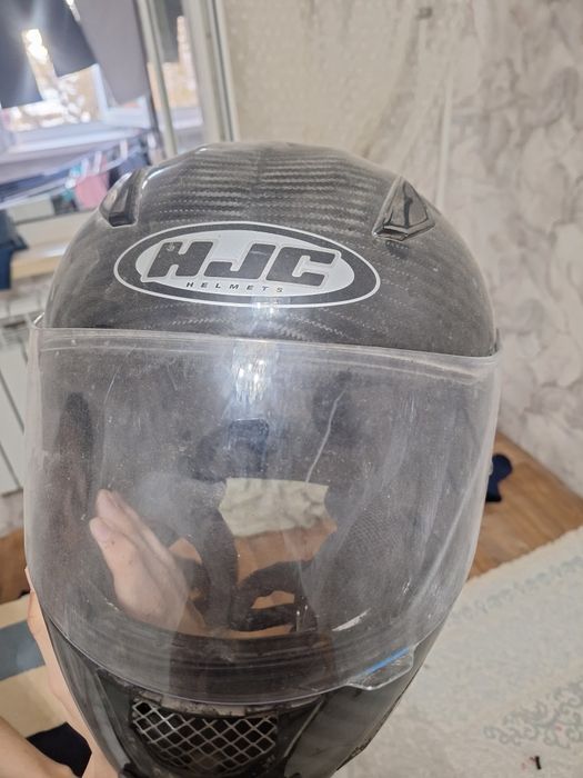 Продам карбоновый мотошлем HJC