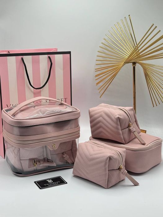 Geanta Make Up Victoria Secret !!!