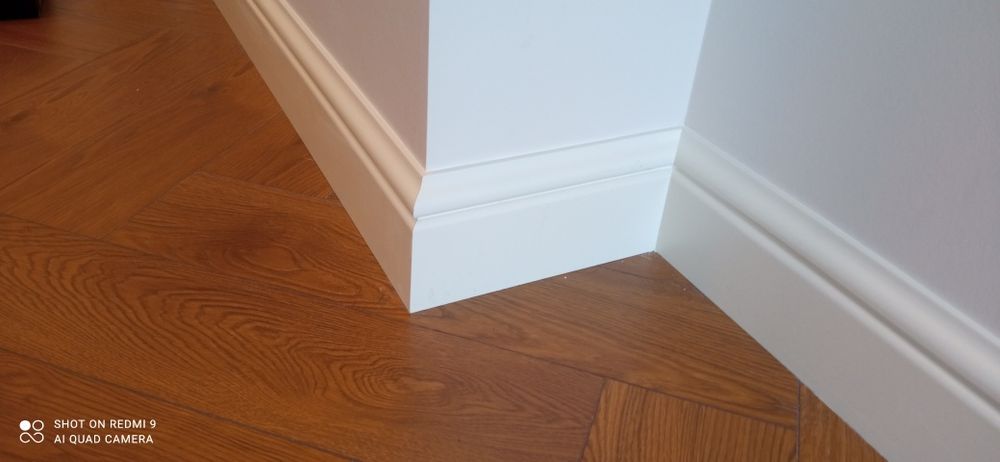 Установка плинтус МДФ. Полюмер.