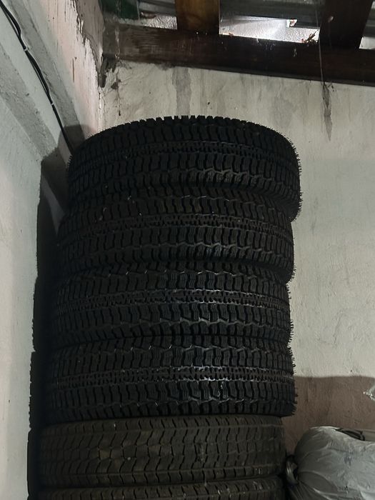 Продам новые шина на ниву