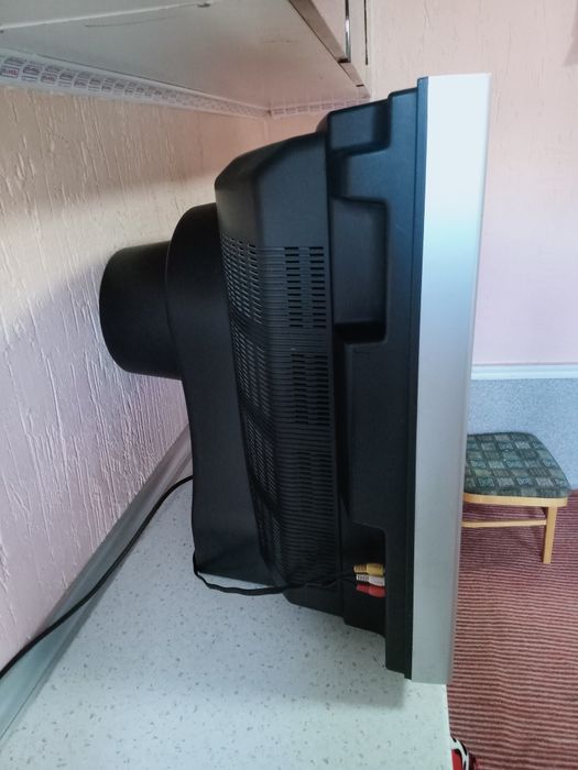 Срочна продам телевизор    LG