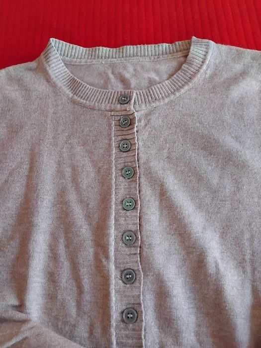 Бежова жилетка нова,тип сако
