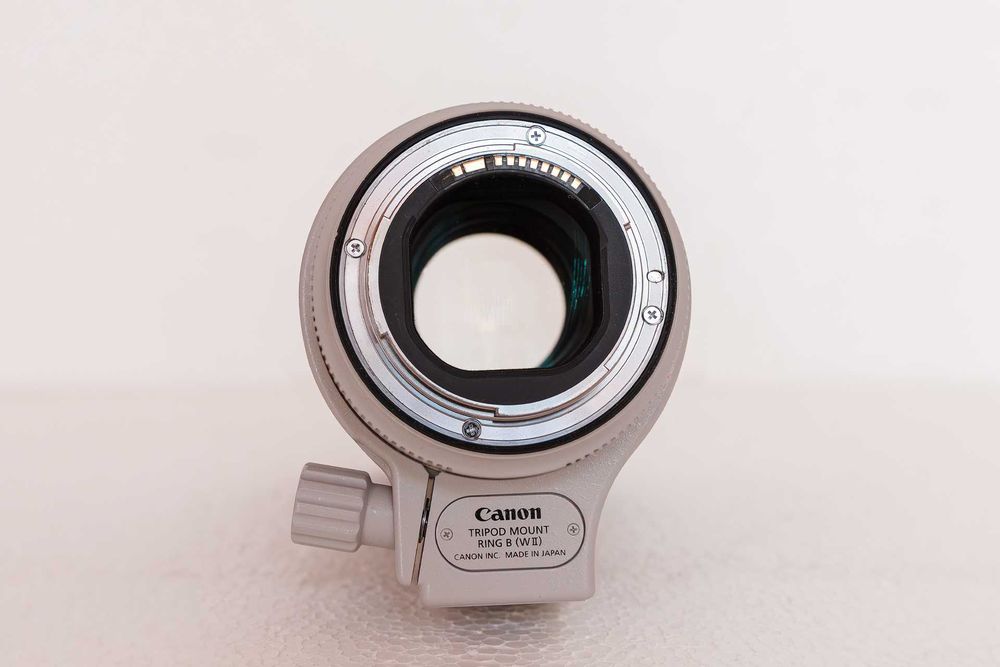 Продава се: Canon EF 70-200mm f/2.8L IS III USM