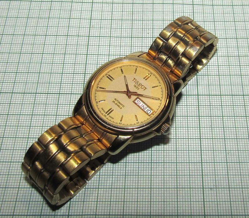 Мъжки швейцарски самонавиващ часовник Tissot