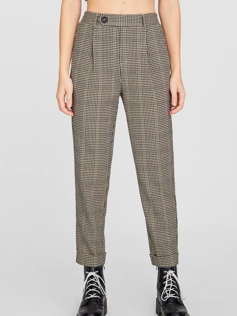 Pantaloni carouri Stradivarius