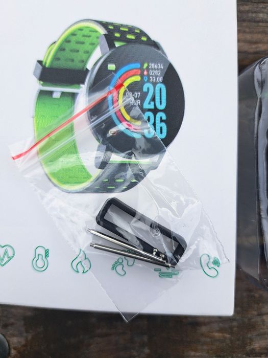 Смарт часовник. (Smart Bracelet)