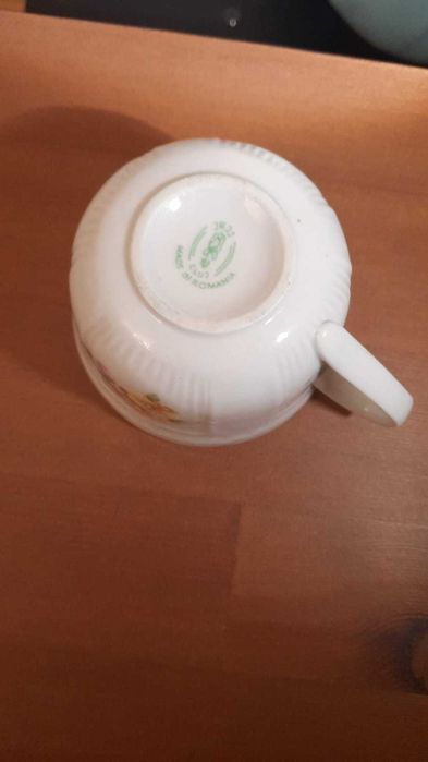 Set vechi din porțelan românesc ceai/cafea, pictat manual Cluj anii 70