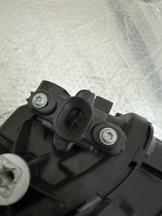 Фар десен BMW G22 G23 G26 G80 G82 G83 Перфектен