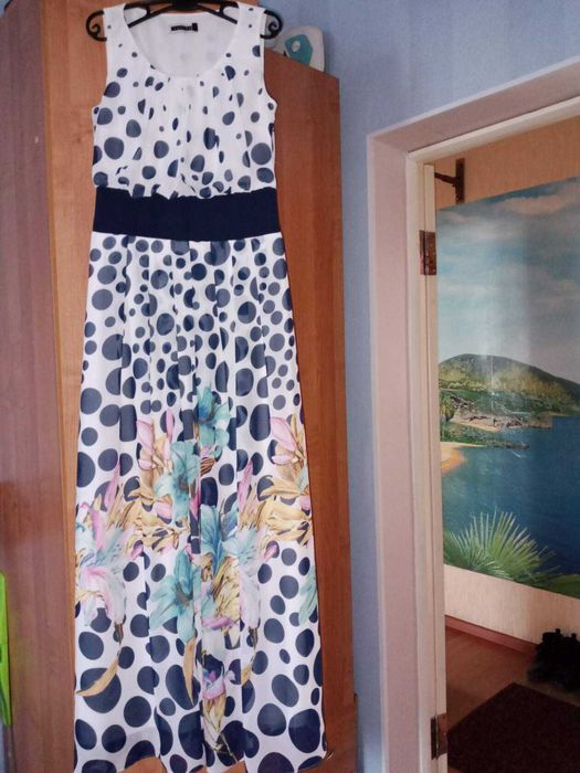 платья женские новые