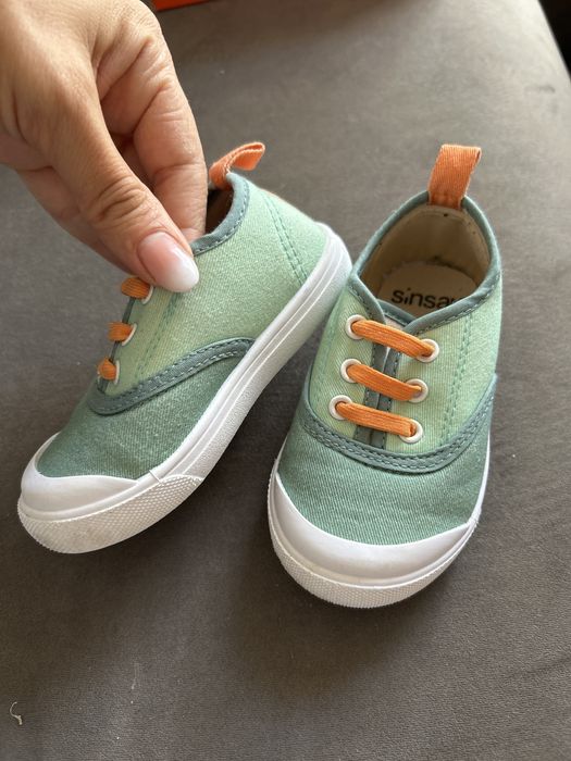 Детски обувки sinsay 22 размер