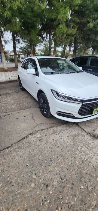BYD qin 2022й электр