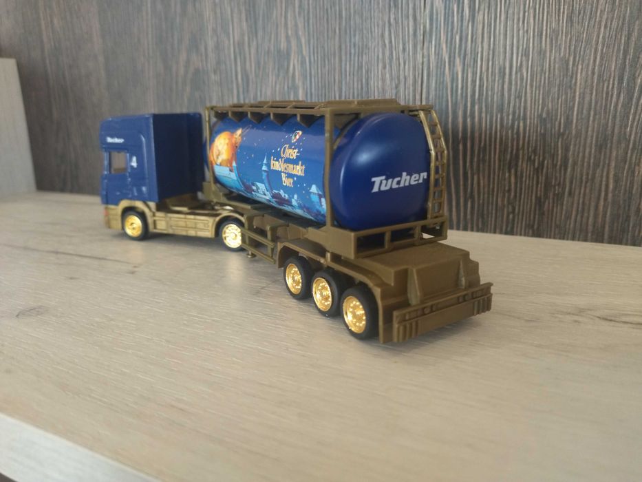 Метален камион SCANIA 1/64 !!!