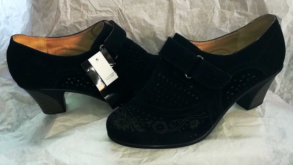 Обувки от естествен материал 16 €