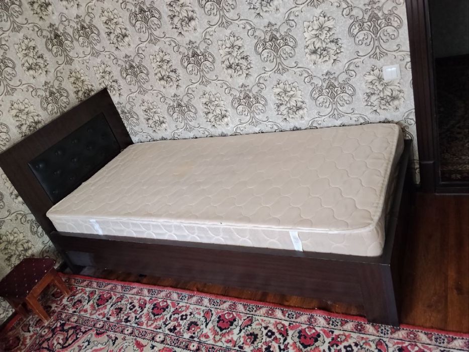 Шкаф и Кровать односпальна