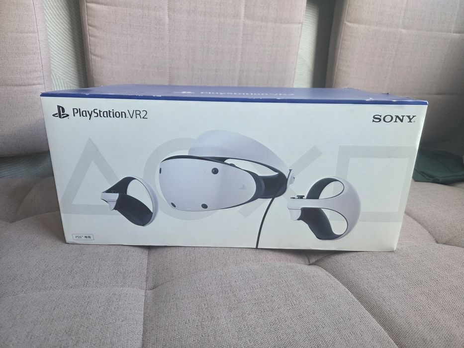 PlayStation VR2 новый, с двумя дисками в комплекте