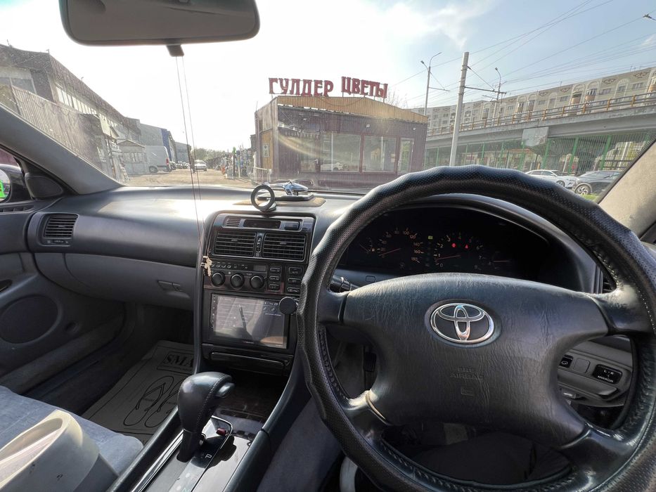 Продам Toyota Aristo 1994