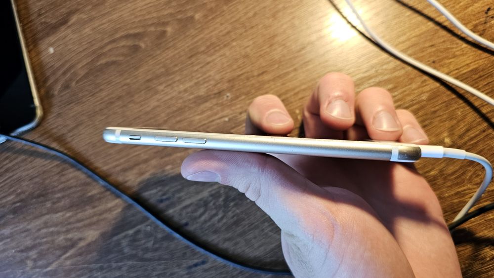 iPhone 7 silver 32Gb