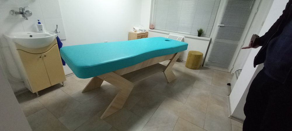 Масажна кушетка/ луксозна