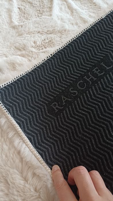 Vând covor, stare perfectă