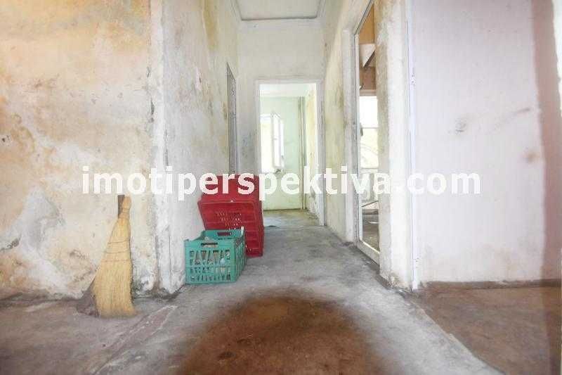 Продава се Тристаен апартамент в Пловдив, Кючук Париж - 94 кв.м за 1224 €/кв.м - Снимка #5