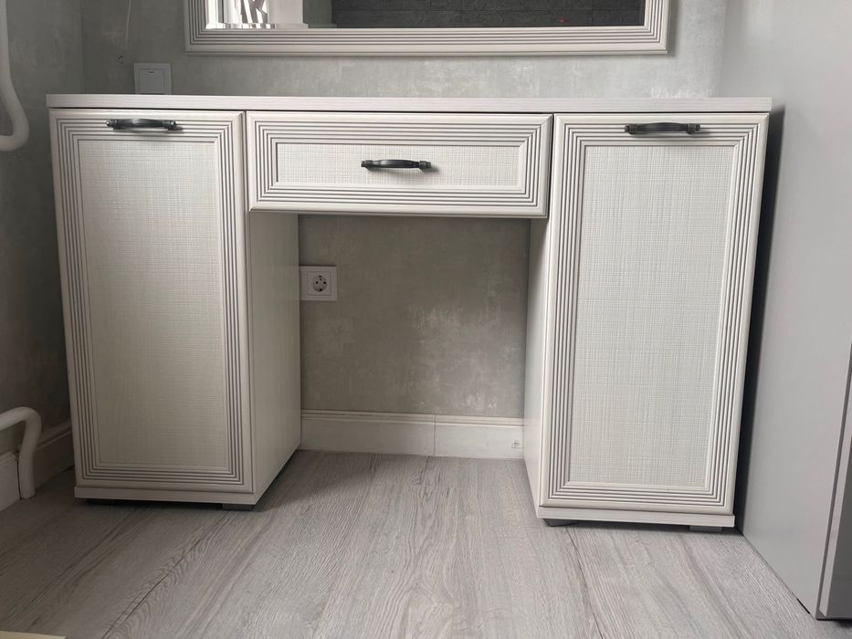 Туалетный столик