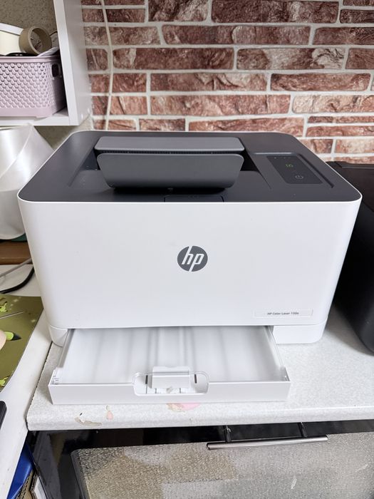 Продается принтер лазерный цветной HP 150 а