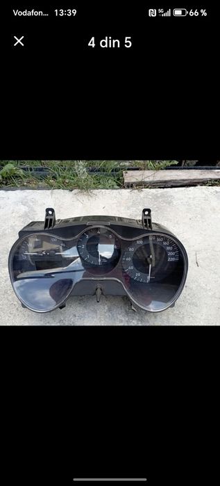 Dezmembrez Seat Leon 1p următoarele piese.