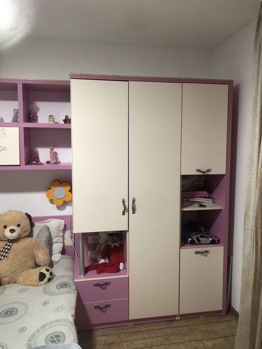 Mobilier fetite calitate f buna cu dublu abs