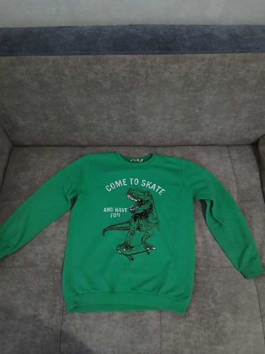 Продам вещи на 11-13 лет