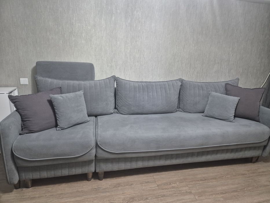 Продается диван  350 тыс
