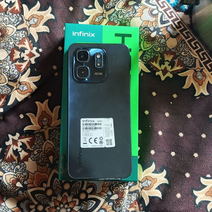 Infinix hot 50i  ideal