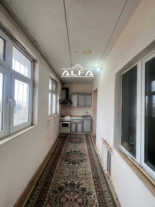 Buxoroda kvartira uy xonadi  sotiladi 2 xonali 58 m2 4 qavat