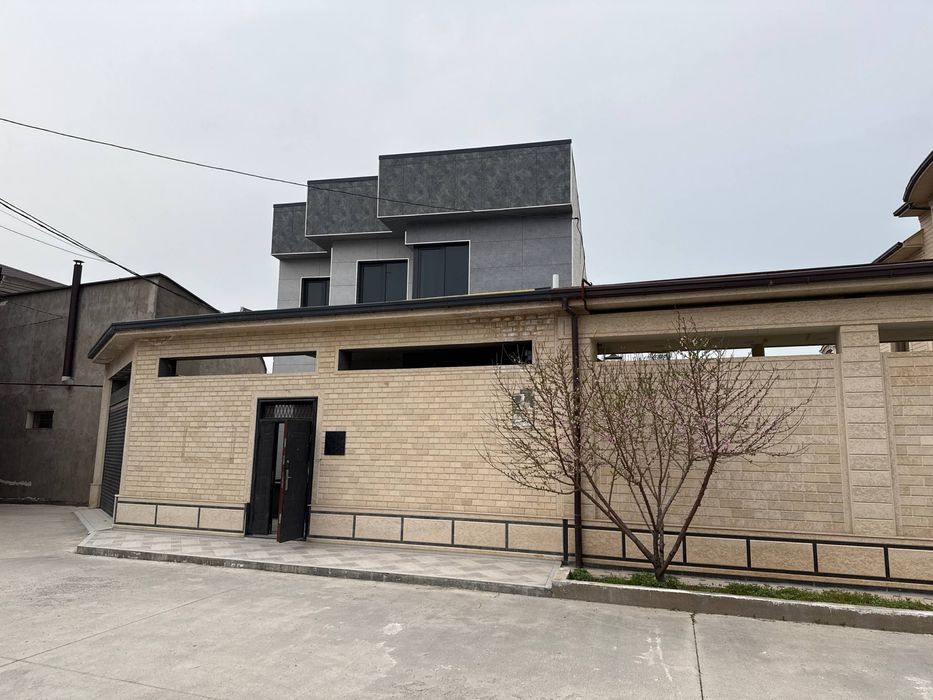 Участка,Ховли сотилади срочнооо . Сергели массив кенг макон махалла