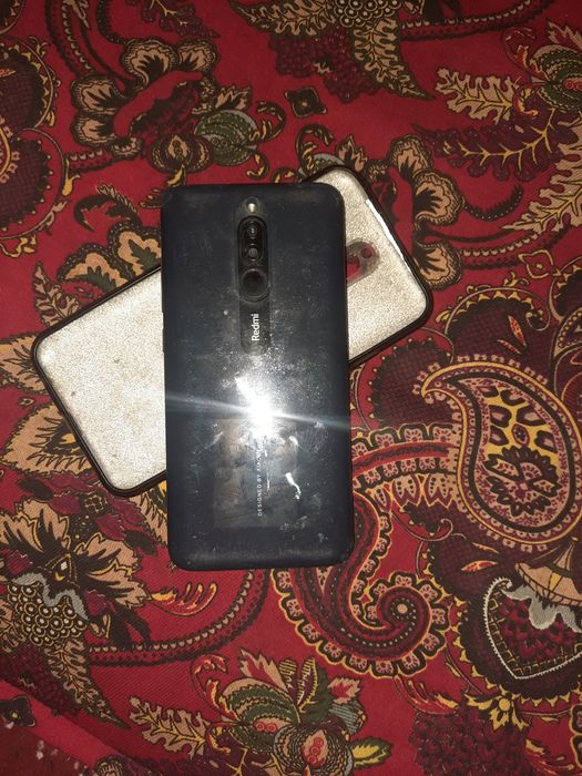 Telefon Redmi 8 sotiladi