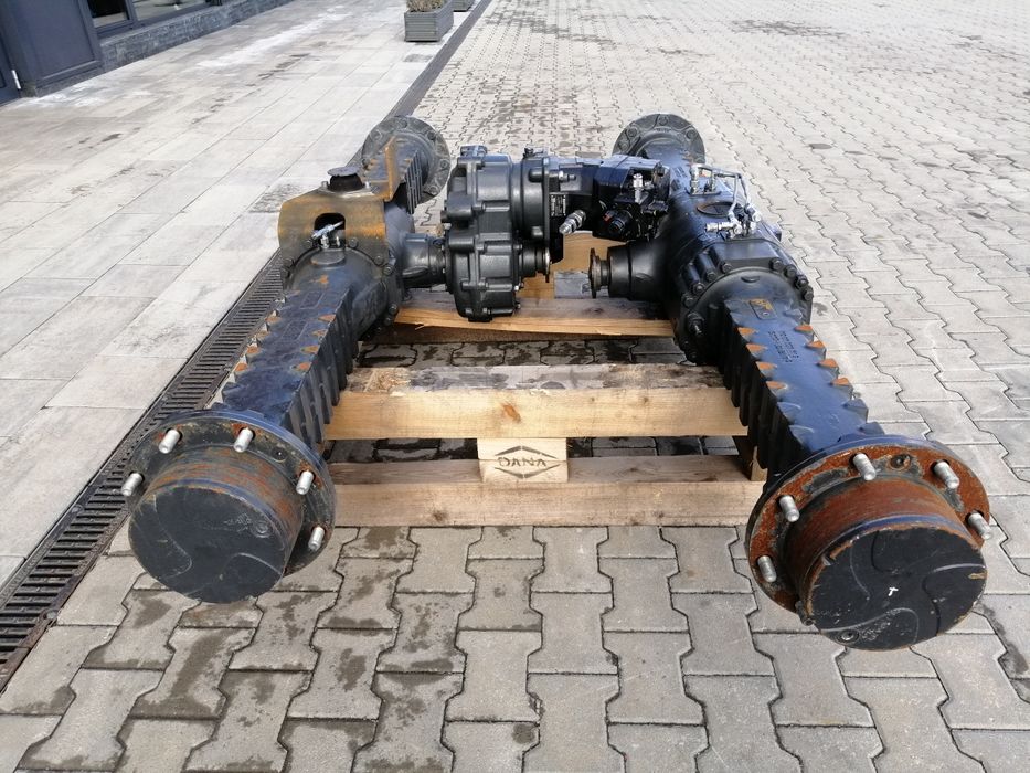 Punte pentru dumper de 9 tone marca Dana Spicer