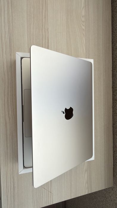 MacBook Air 15” M2 2023