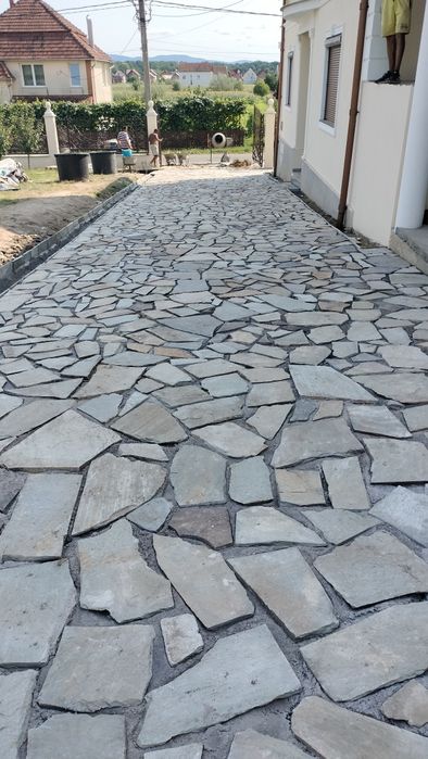 Vand si executam lucrări cu piatra naturala de grecia asigur transport