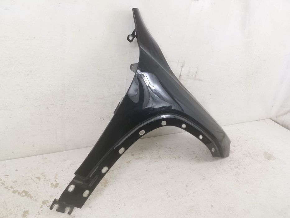 Aripa Fata Dreapta Mercedes-Benz  GLB 2019 2020 2021 2022 2023 2024 Or