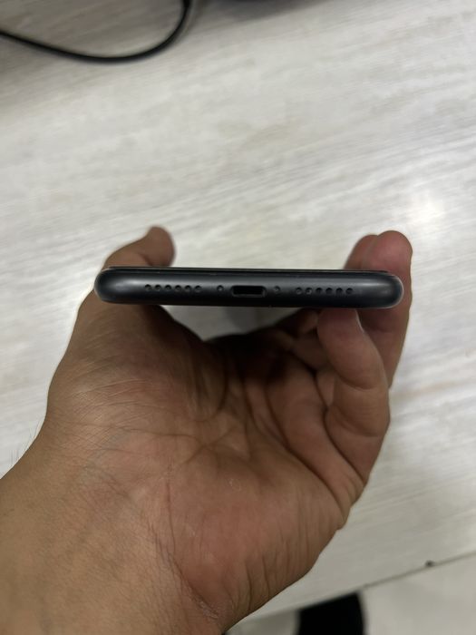 Iphone 11 black 64 gb