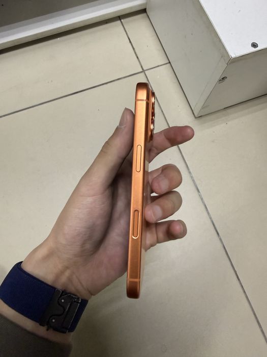 17 Pro 256GB ESIM