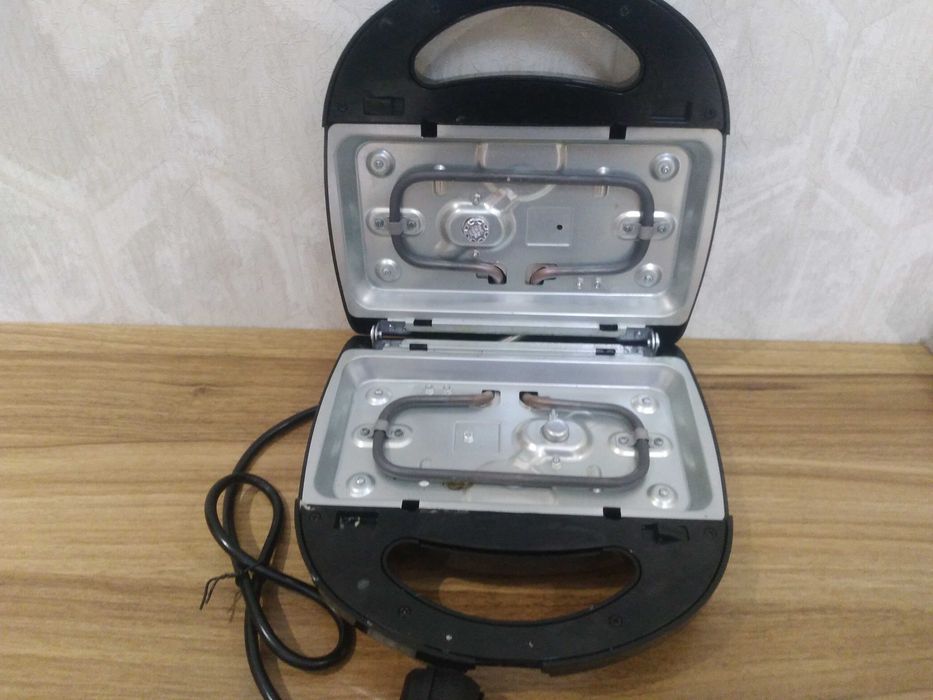 Вафельный апарат