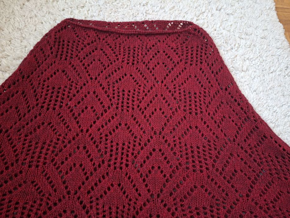 Poncho tricotat handmade