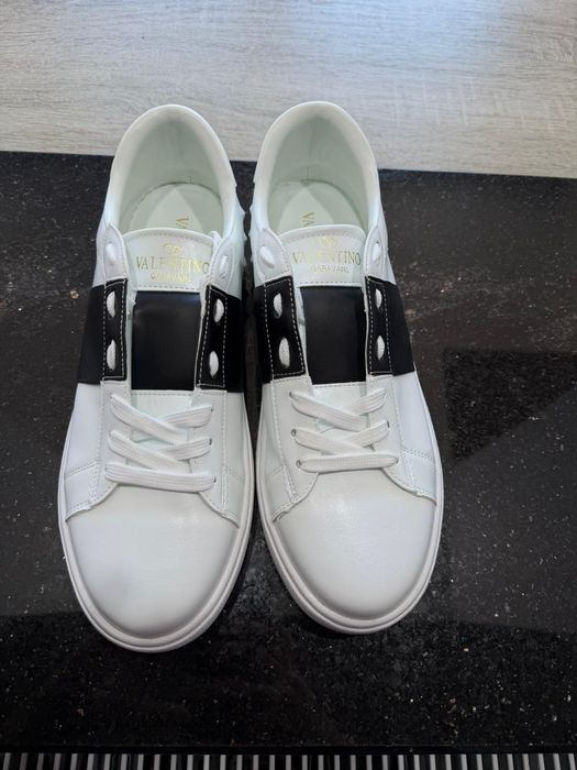 Papuci/Shoes Valentino Garvani