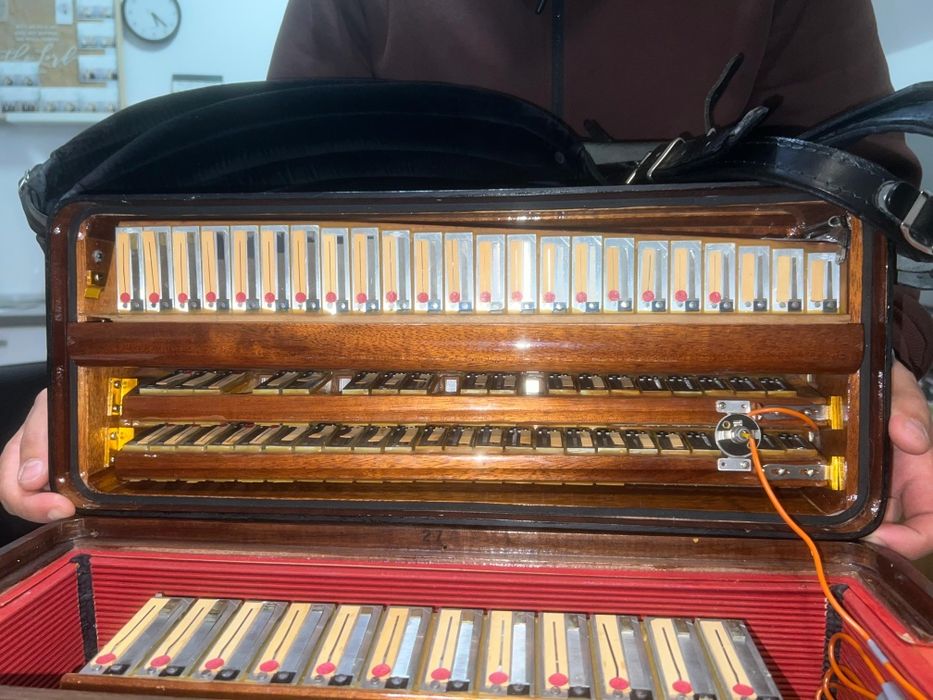 Acordeon Moreschj 2+2