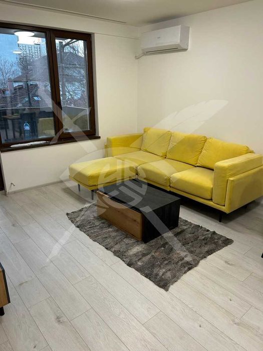 Дава се под наем Тристаен апартамент в София, Център - 96 кв.м за 997.05 € - Снимка #3