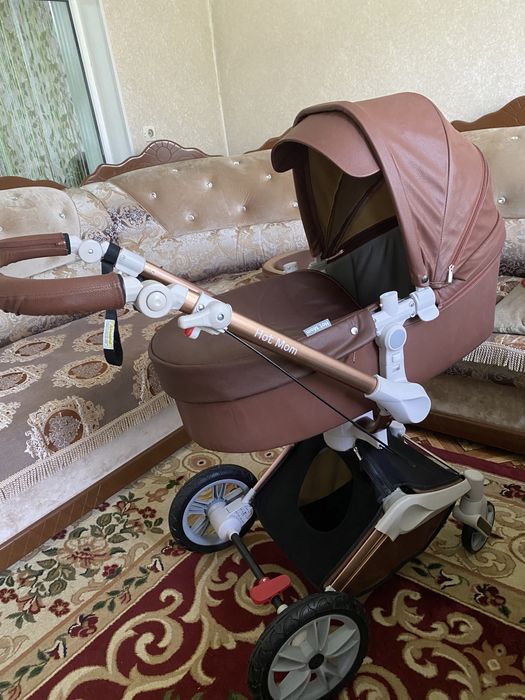 Коляска Hot Mom